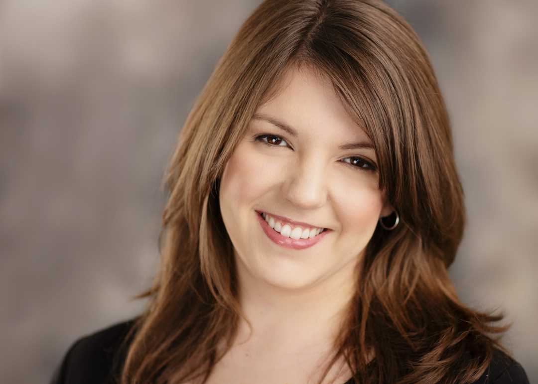 Hochstein Voice Faculty - Elizabeth Lind